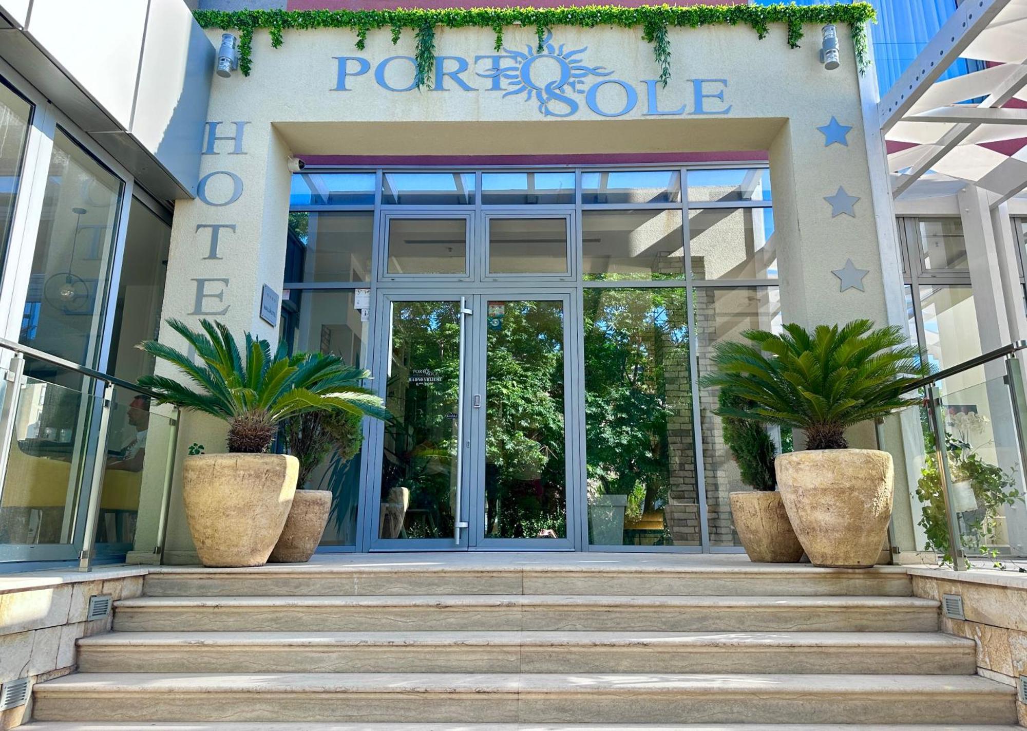 Hotel Porto Sole Sutomore Exteriör bild